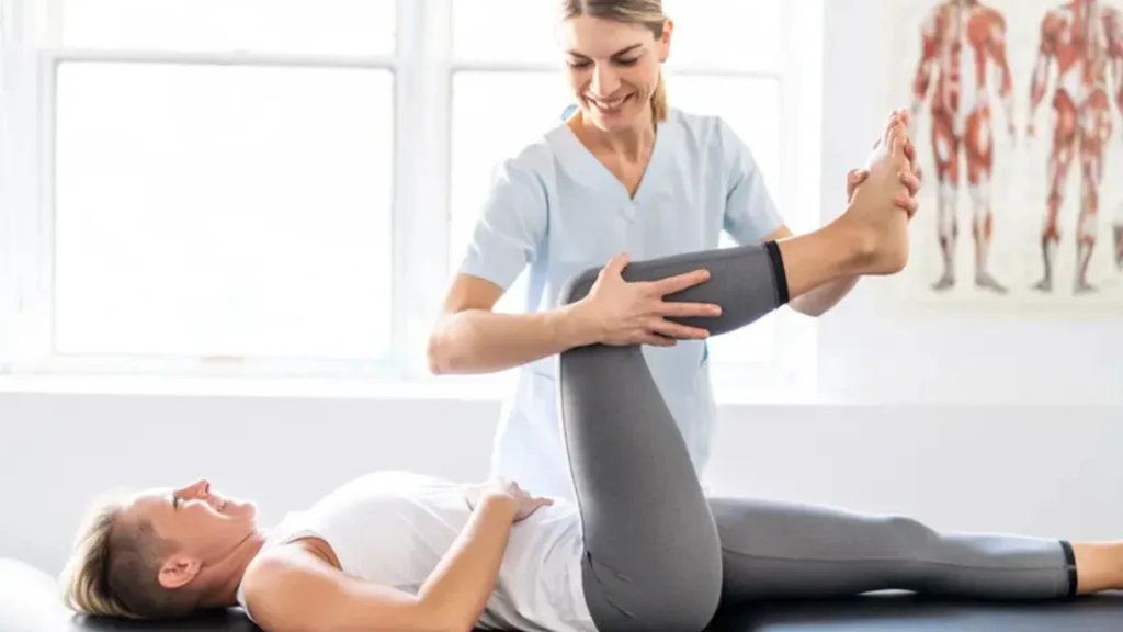 benefits of physiotherapy for knee strengthening